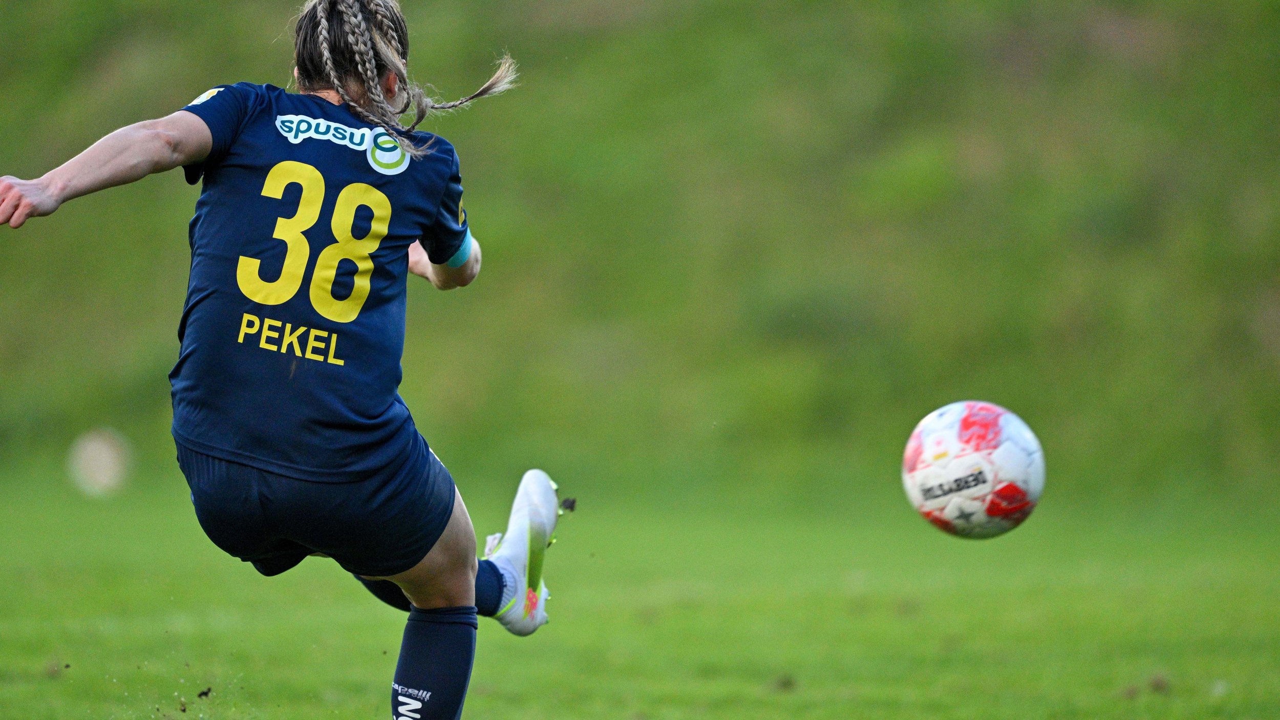 CL-Auftakt: Niederlage für die SKN-Frauen