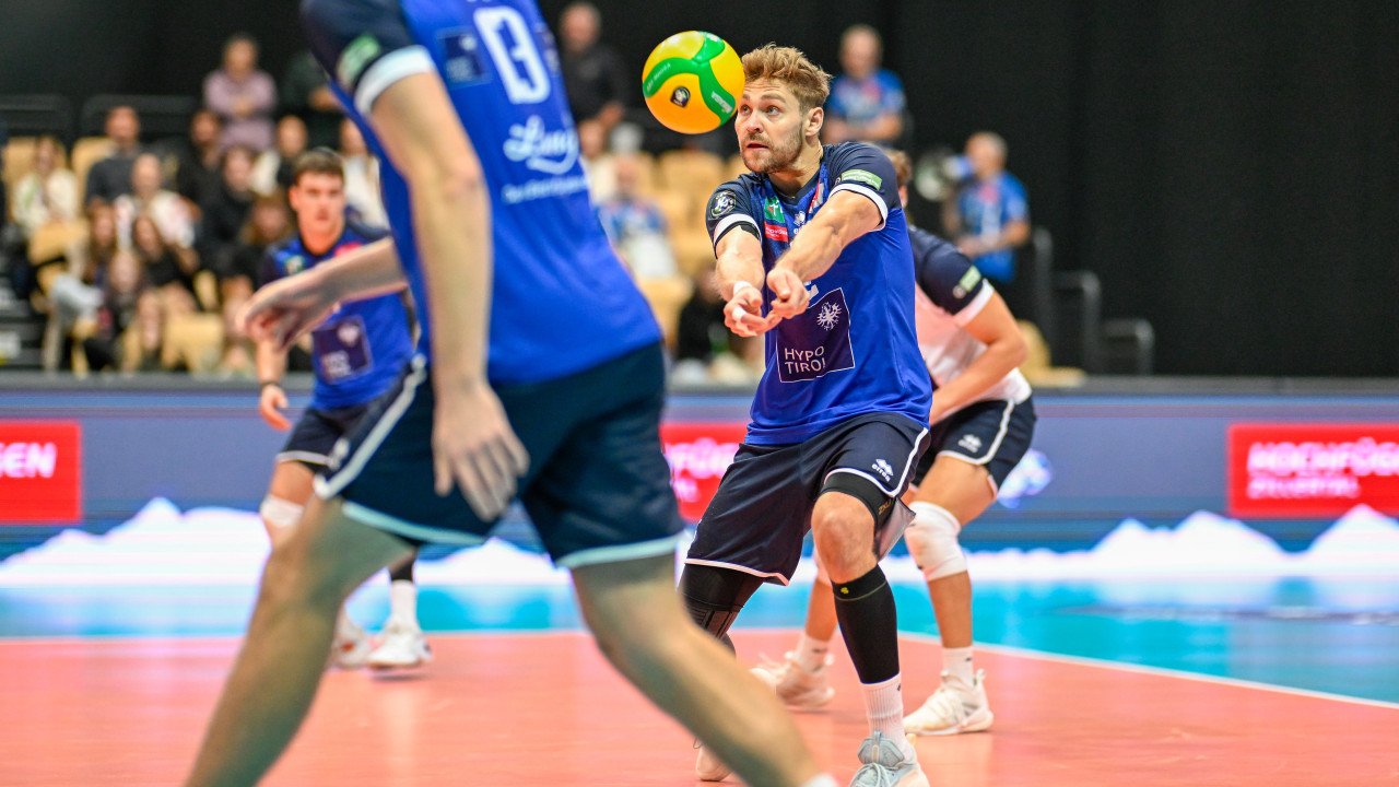 <a href='/de/daten/news/volleyball/hypo-tirol/' class='tag'>Hypo Tirol</a> mit Sieg in CL-Vorrunde sicher weiter