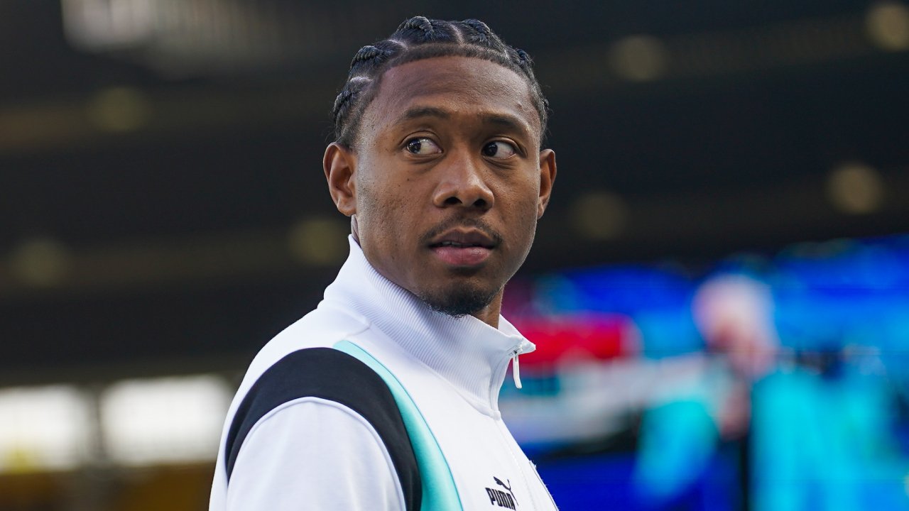 "Starke Schmerzen": Droht <a href='/de/daten/news/david-alaba/' class='tag'>David Alaba</a> das Karriereende?