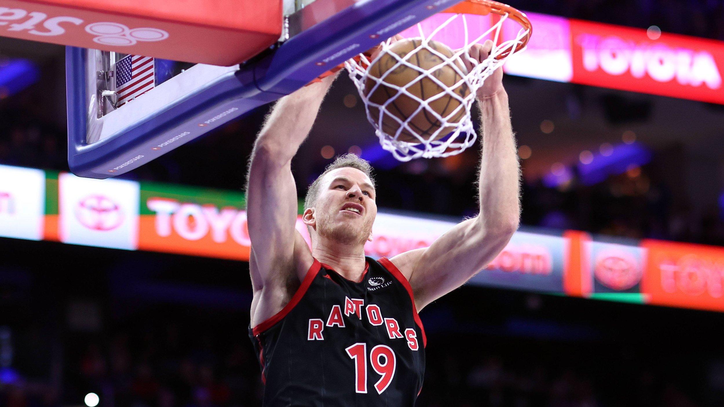 Pöltl beschenkt sich mit Double-Double in <a href='/de/daten/news/basketball/nba/' class='tag'>NBA</a>-Vorbereitung