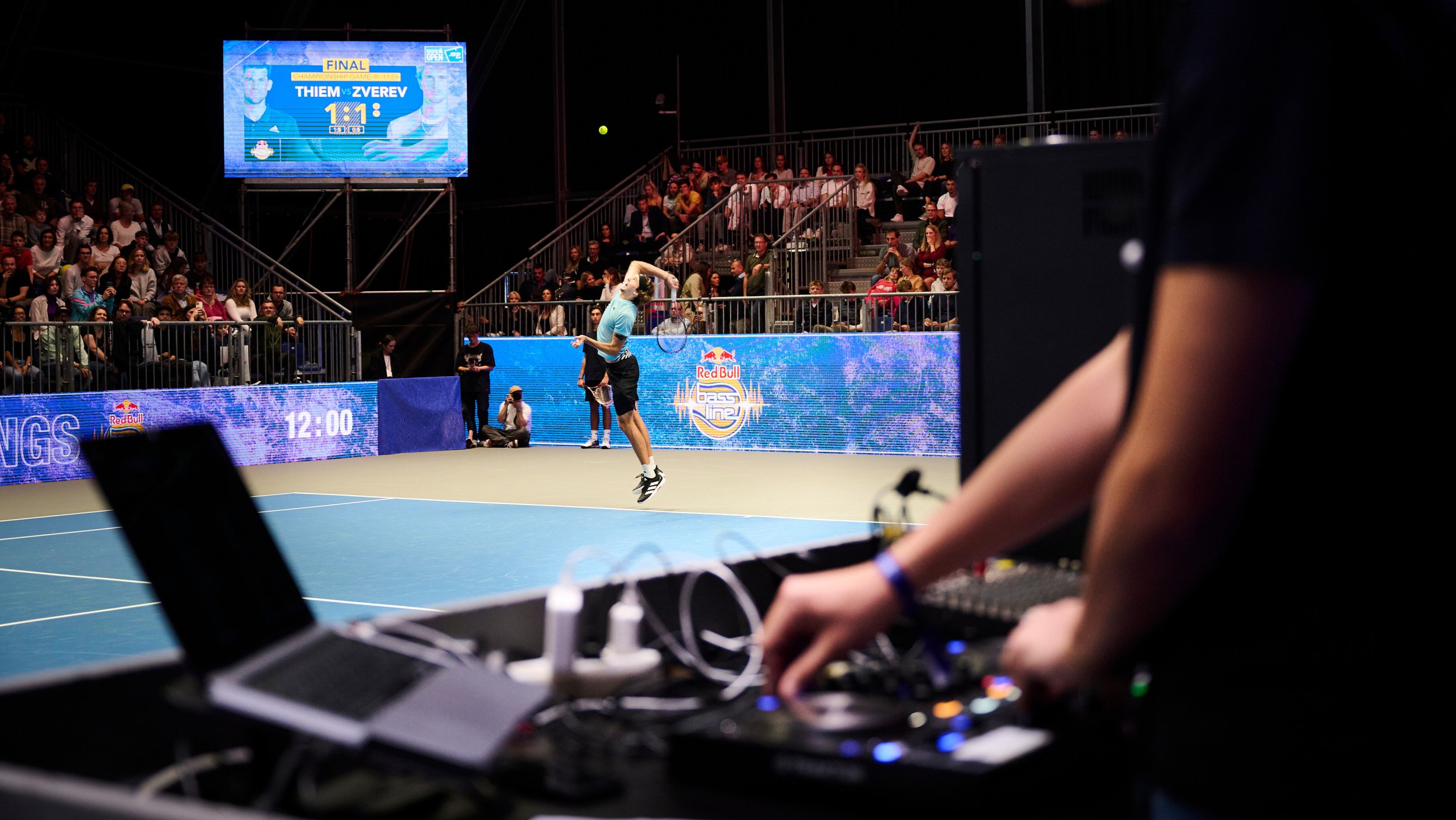 So läuft die Red Bull BassLine 2024 in der Stadthalle ab