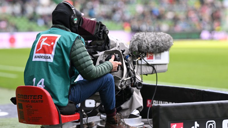 Zweite Chance für DAZN - DFL schreibt TV-Rechte neu aus