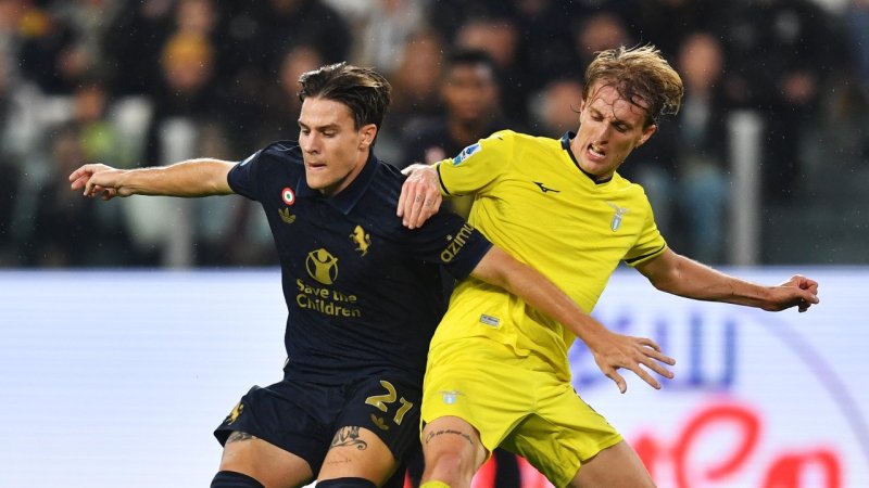 Juventus fährt mühsamen Sieg in Überzahl ein