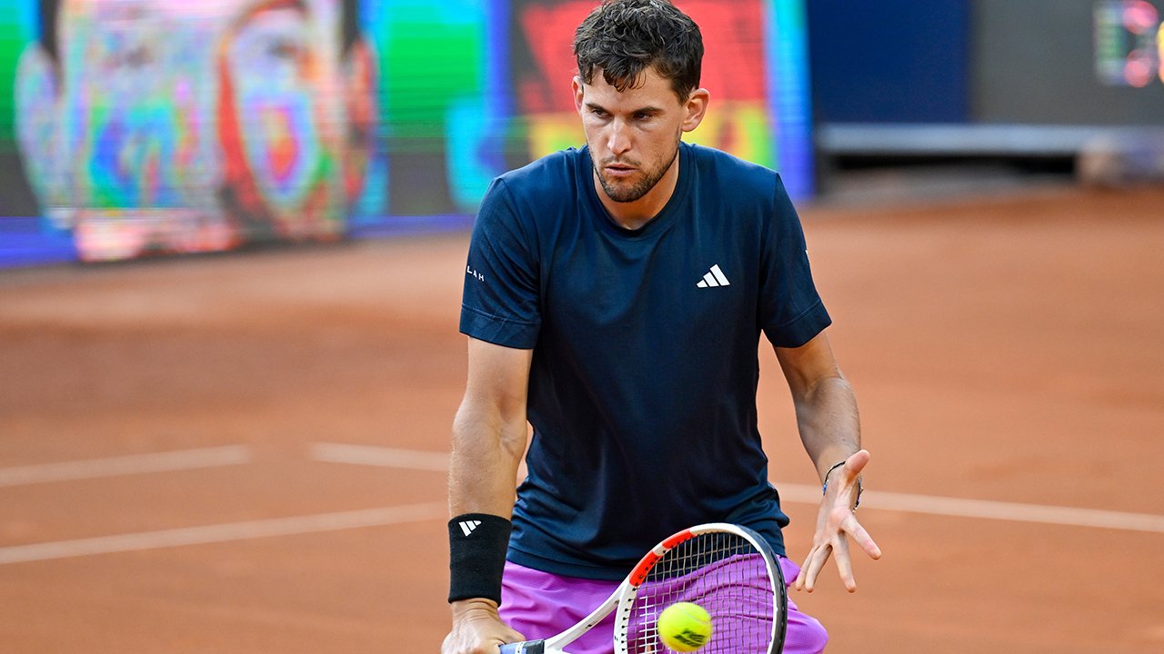 <a href='/de/daten/news/tennis/dominic-thiem/' class='tag'>Dominic Thiem</a> verlässt Showturnier ohne Sieg