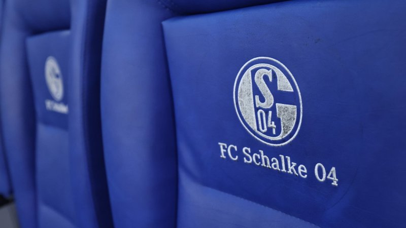 Schick! Schalke 04 präsentiert Sondertrikot