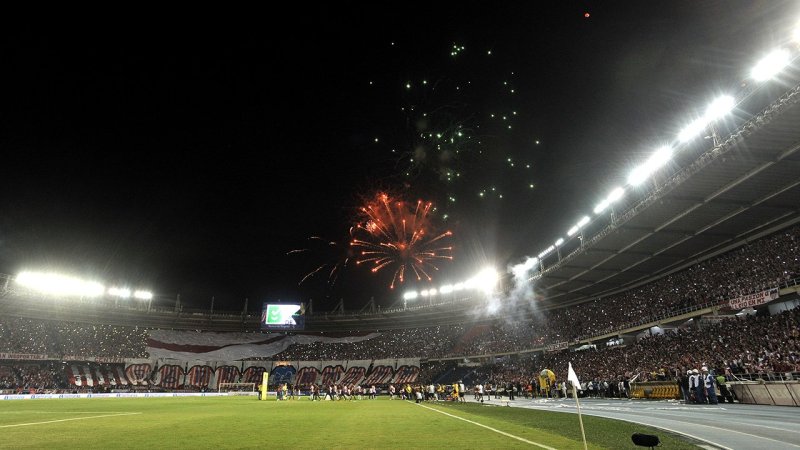 Estadio Metropolitano Roberto Meléndez