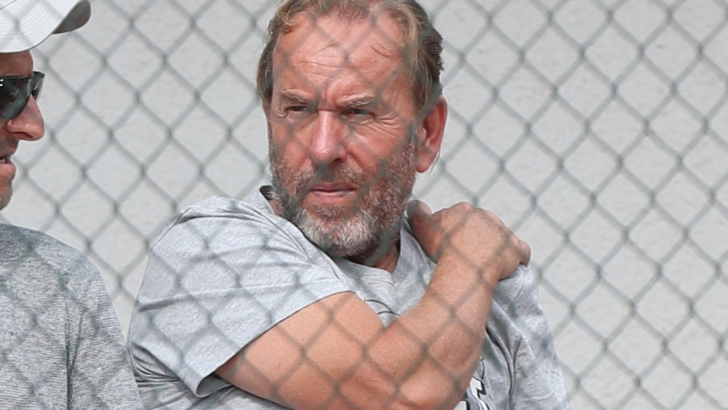 "Herr Bresnik, wollen Sie Trainer von Joel Schwärzler sein?"