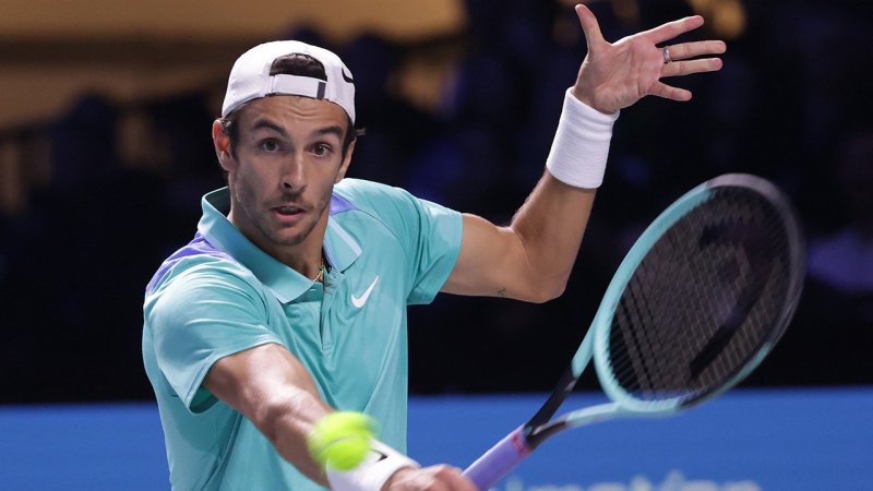 Seuchensaison geht weiter! Musetti verpasst auch Wimbledon