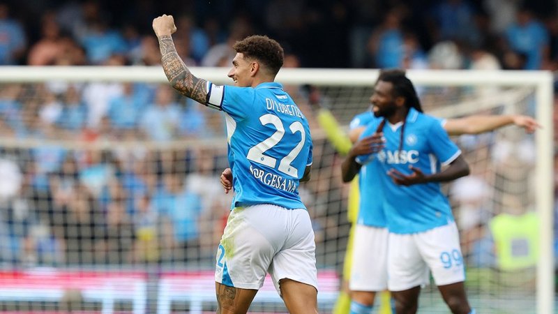 Kapitän muss es richten: Napoli wahrt Tabellenführung