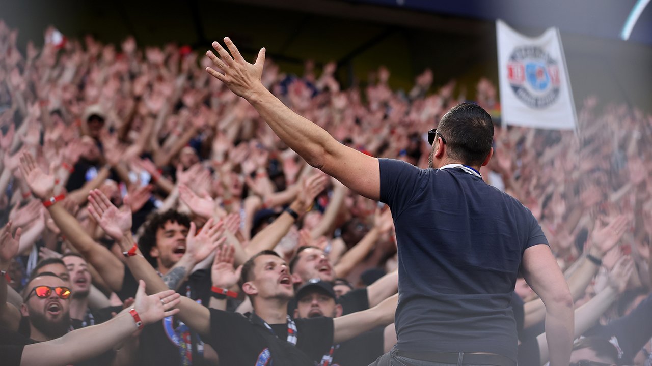 Homophobe Gesänge: PSG muss Teile der Tribüne sperren