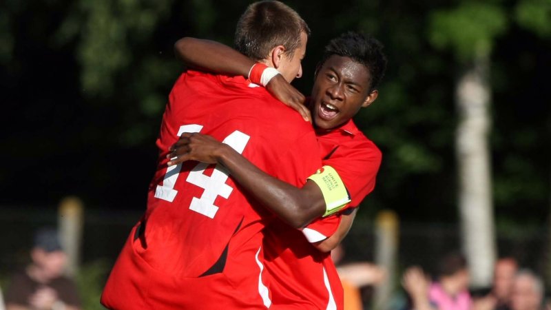 18. Juli 2010 - Jugendlicher Torjubel mit Alaba