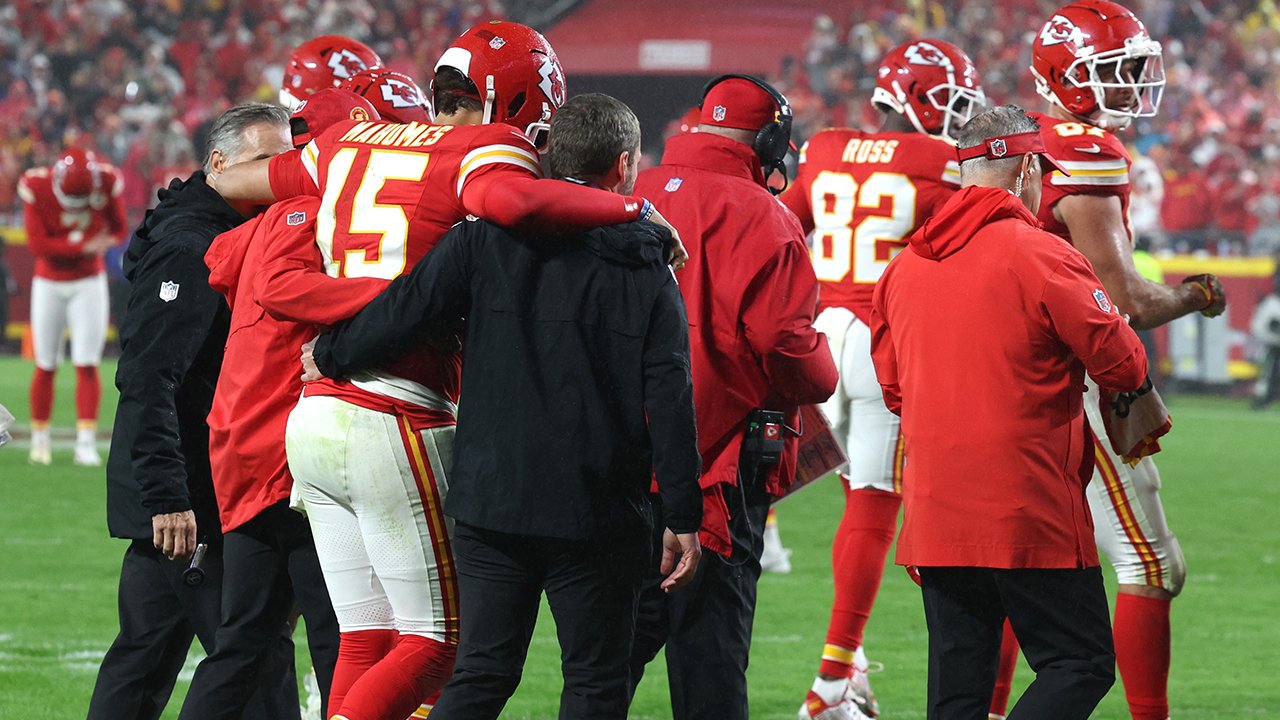 Mahomes humpelt vom Feld - und gewinnt dennoch!