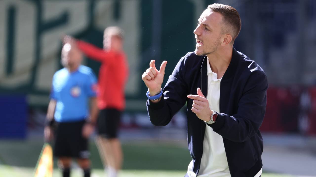 Umkämpftes Remis zwischen Feyenoord und "Jungbullen"