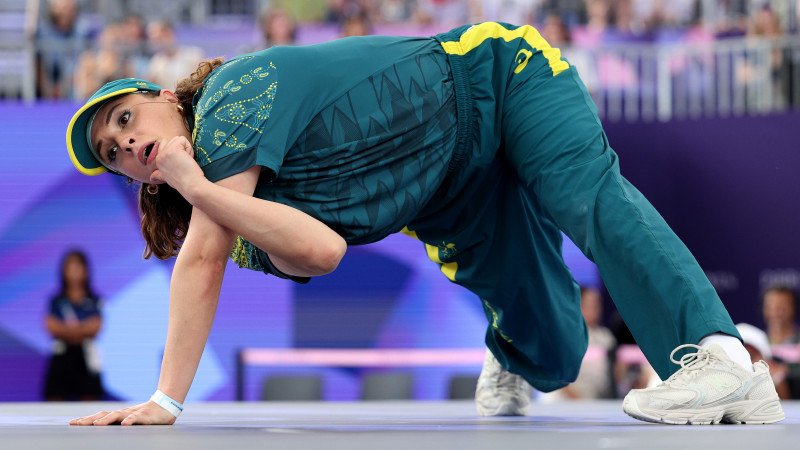 Wegen kuriosem Olympia-Auftritt: Breakdancerin hört auf