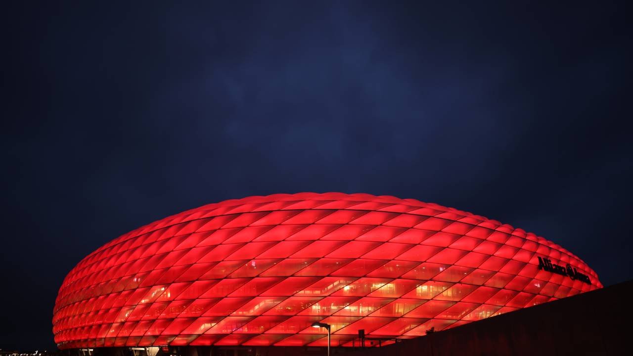 Schock bei CL-Spiel! Verstorbener Fan war Ex-Nationaltrainer