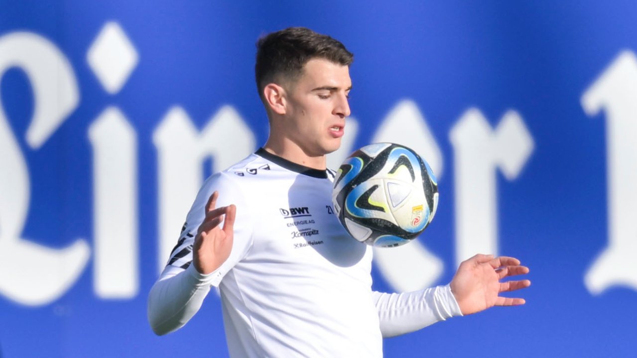 RLM: <a href='/de/daten/news/fussball/lask/' class='tag'>LASK</a>-Amateure bleiben weiter in Tabellenkeller