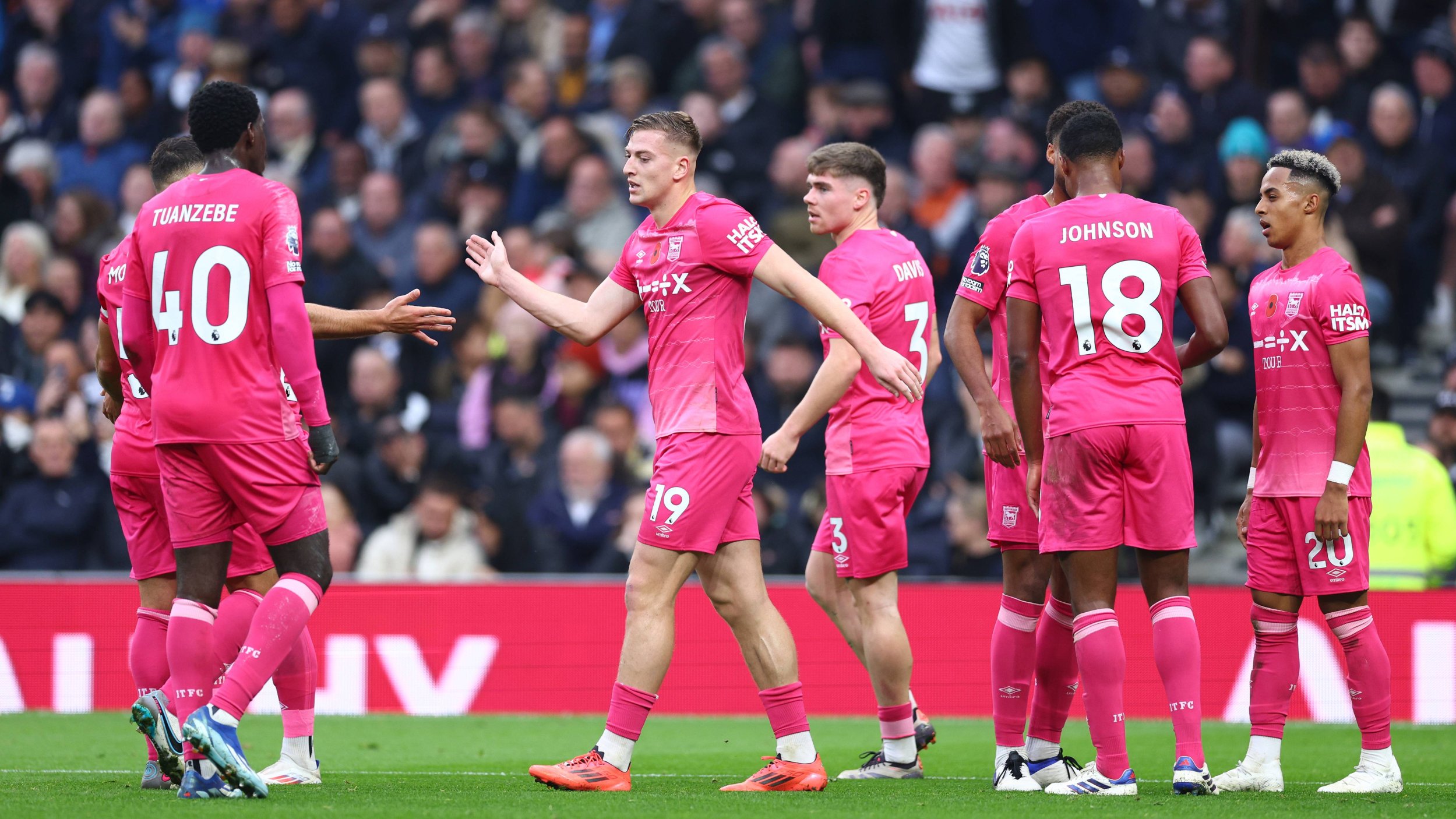 Spurs-Pleite schickt Glasner in Abstiegszone - United siegt