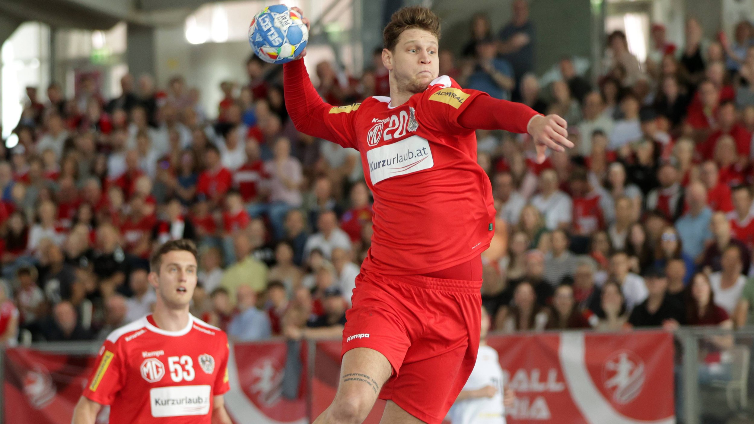 <a href='/de/daten/news/handball/handball/' class='tag'>Handball</a>: Österreich holt Last-Second-Punkt in der Schweiz