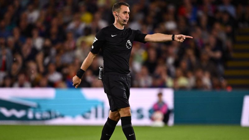 "Liverpool war scheiße": Wirbel um Premier-League-Referee!