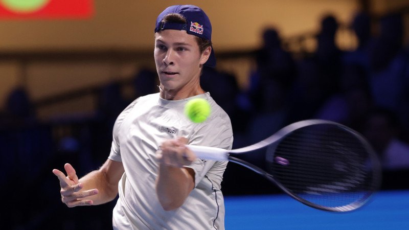 Schwärzler nimmt Auftakthürde in Drummondville souverän