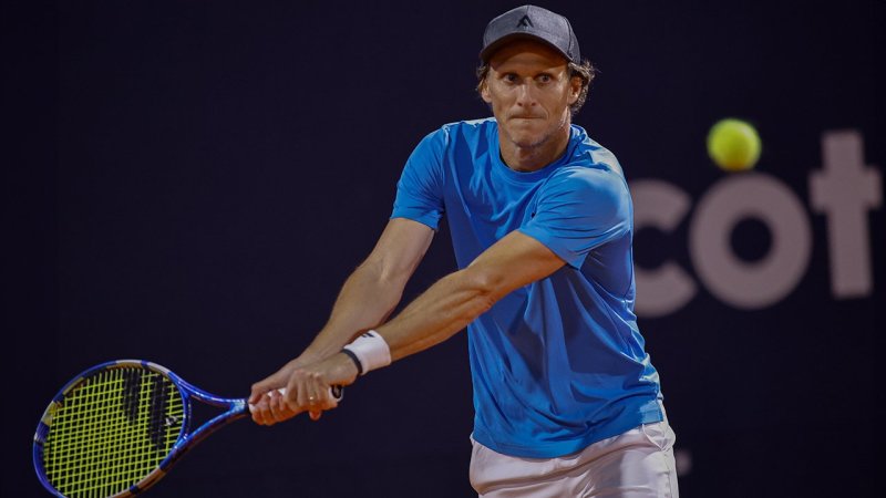 Diego Forlán hat bei seinem Tennis-Debüt keine Chance