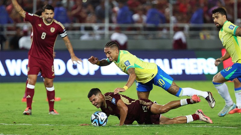 Vini Jr. verschießt! Selecao lässt in WM-Quali Punkte liegen