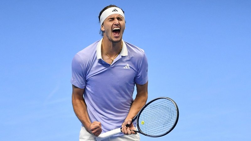 ATP Finals: Zverev nach Sieg über Alcaraz im Halbfinale