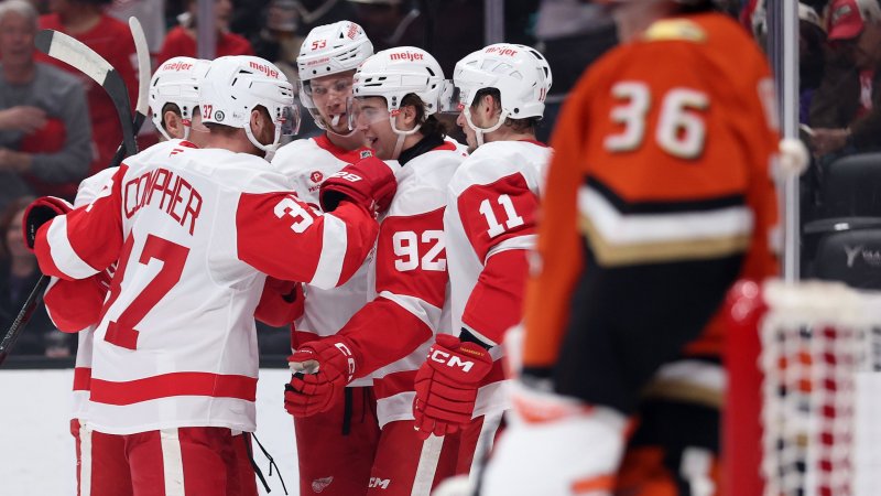 Marco Kasper erzielt sein erstes NHL-Tor