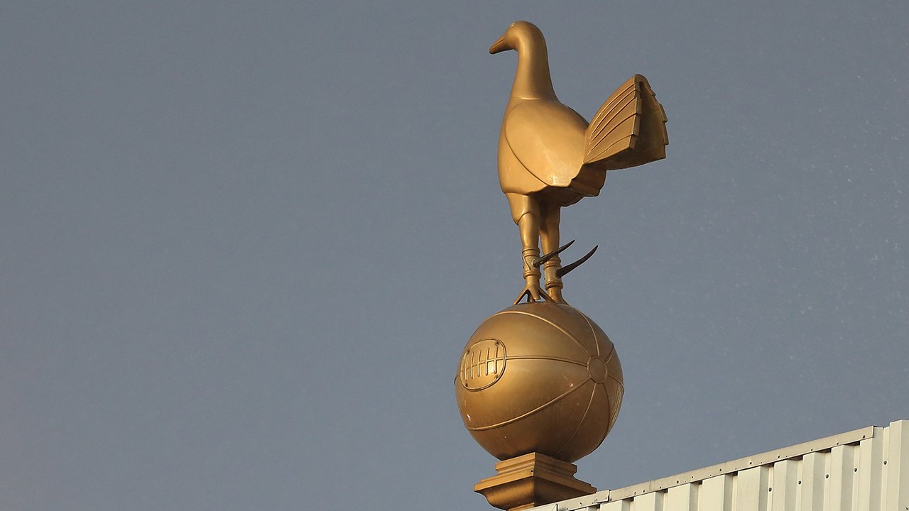 Premier-League-Klub präsentiert neue Varianten seines Logos