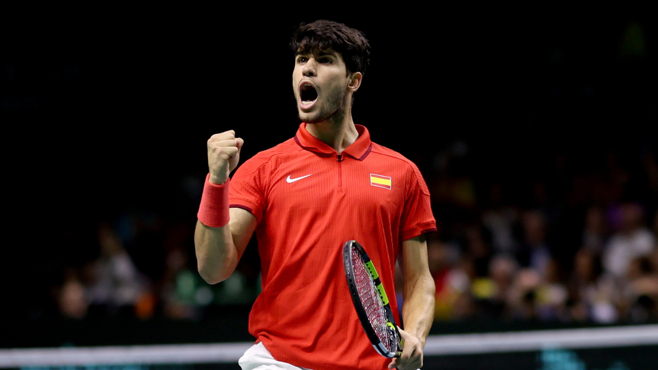 Davis Cup: Alcaraz gleicht mit Arbeitssieg für Spanien aus