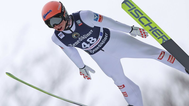 Österreich startet mit Podestplatz in die Skisprung-Saison