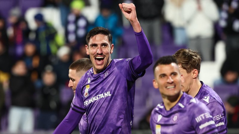 Tin Plavotic: Violetter Kultur-Botschafter