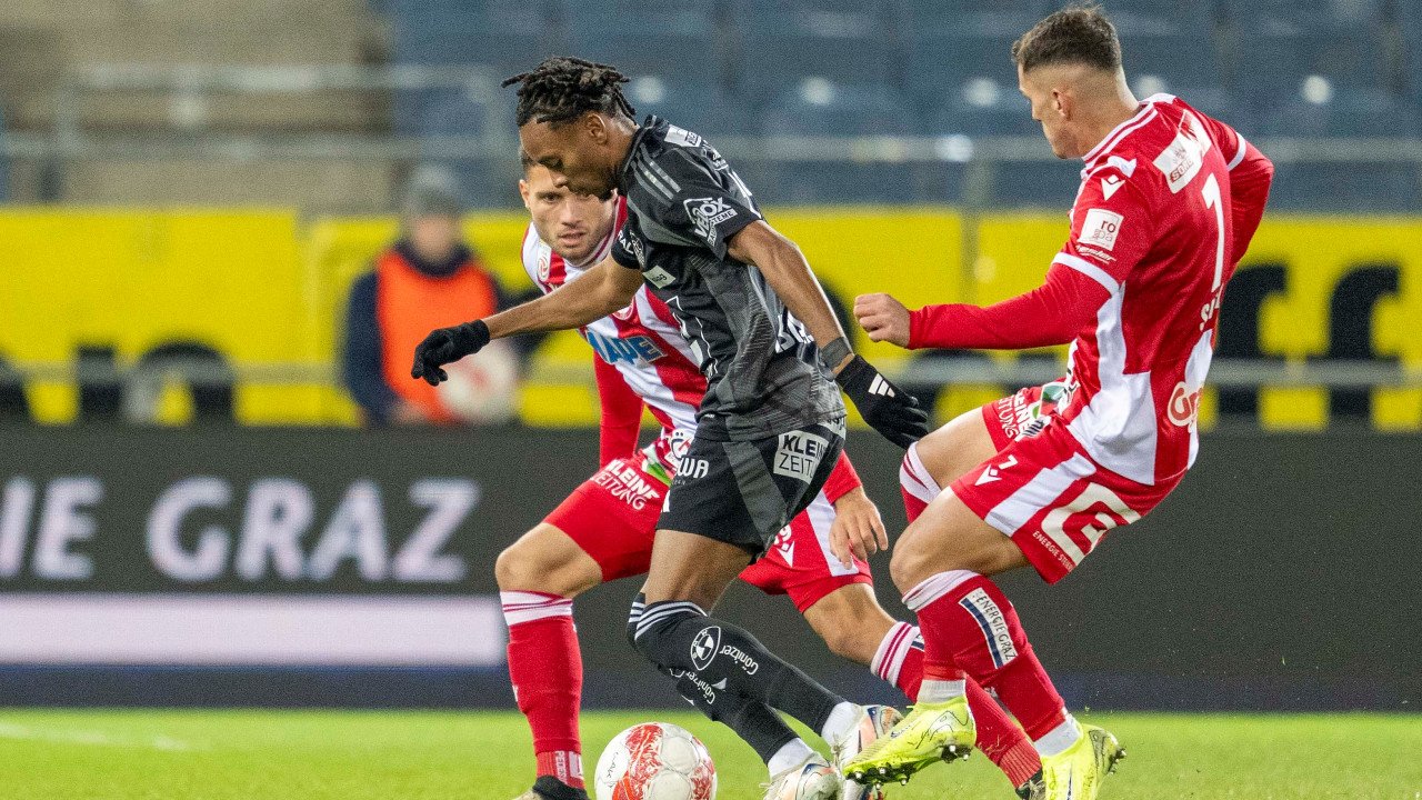 Irre! <a href='/de/daten/news/fussball/gak/' class='tag'>GAK</a> verliert gegen den WAC nach Drei-Tore-Führung