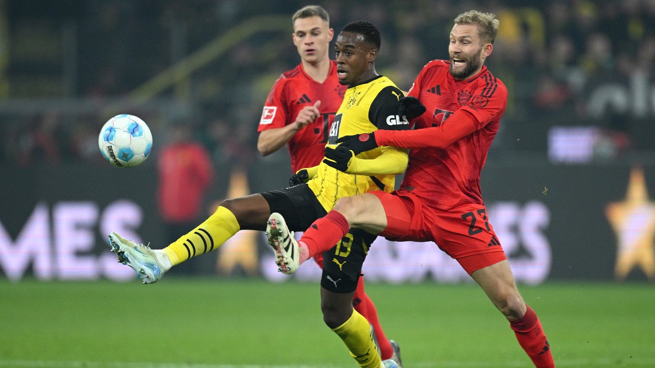 Ungeschlagen! Bayern rettet sich im Klassiker spät