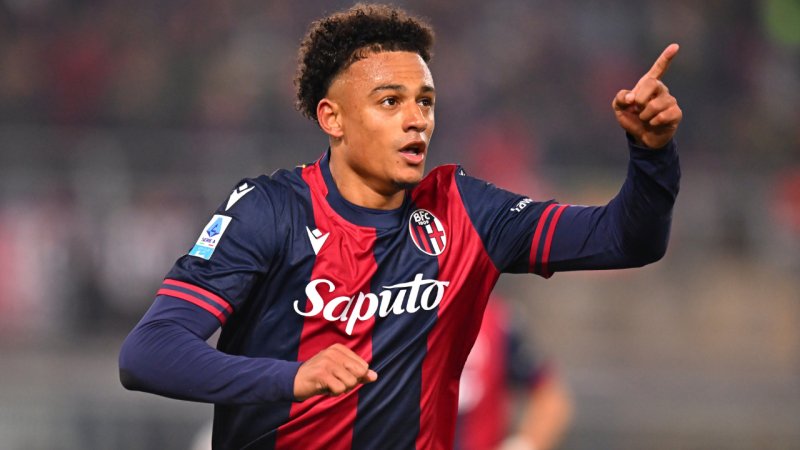 Stefan Posch jubelt mit Bologna im ÖFB-Duell