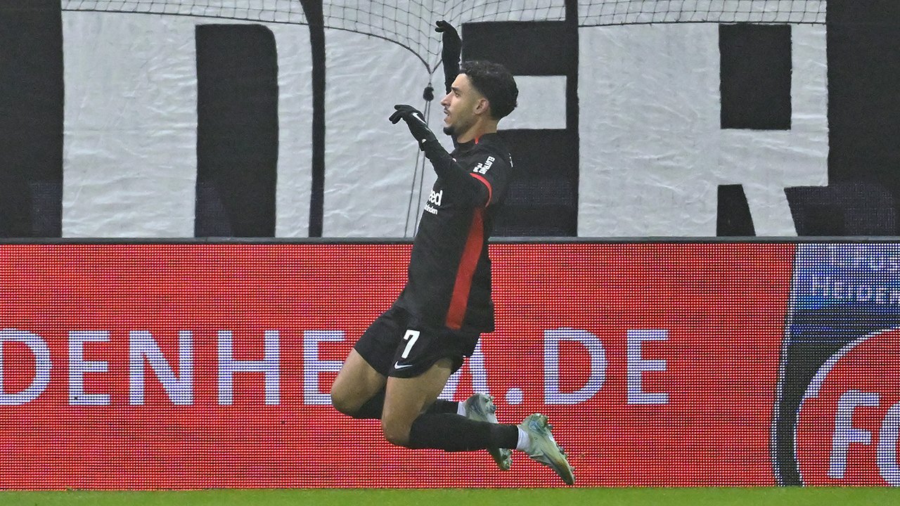 Siebenter Streich! Effiziente Eintracht baut Siegesserie aus