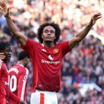Zukunft geklärt? ManUnited legt sich in Zirkzee-Poker fest