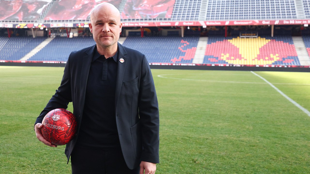 <a href='/de/daten/news/rouven-schroeder/' class='tag'>Rouven Schröder</a>: "Weniger reden, mehr machen"