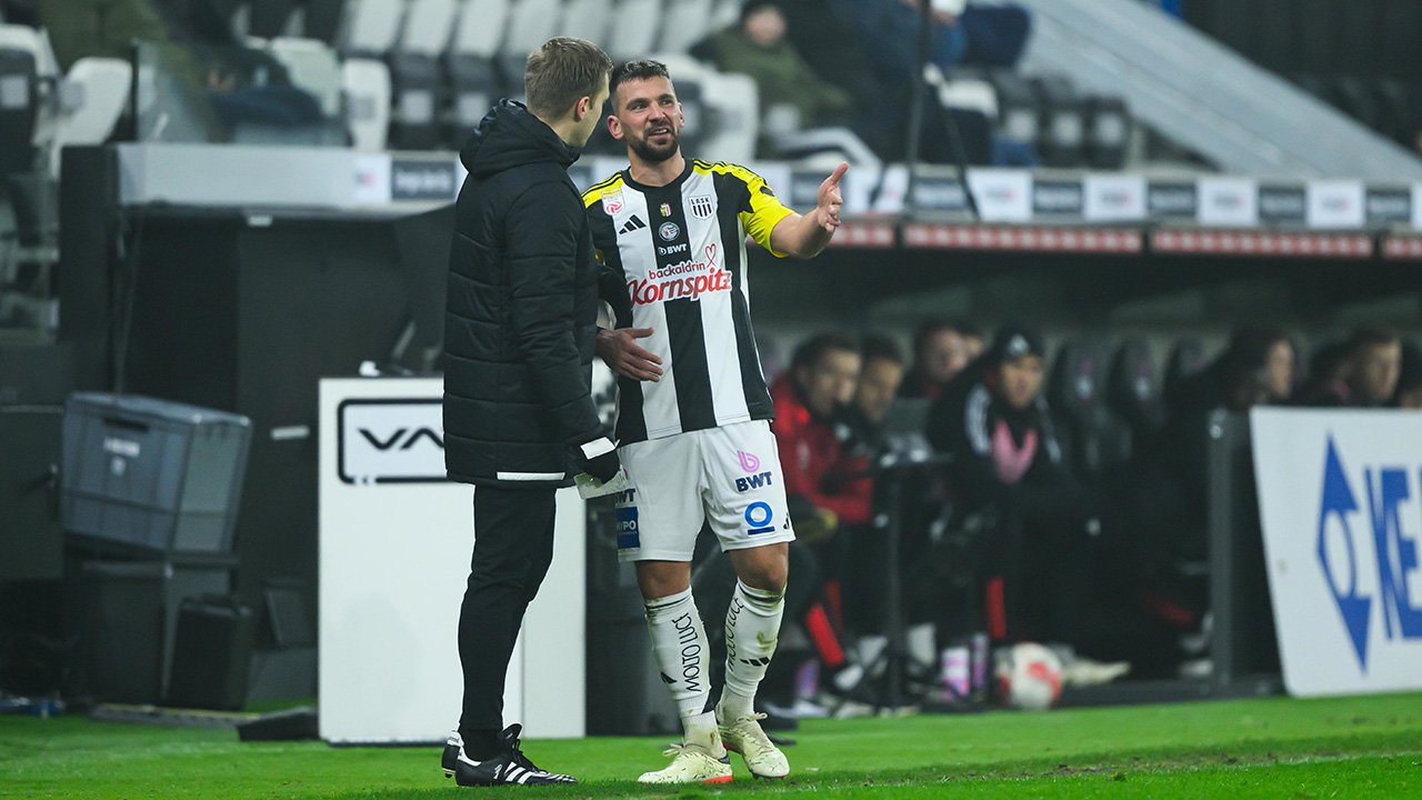 Strafsenat: Saftige Sperre für <a href='/de/daten/news/fussball/lask/' class='tag'>LASK</a>-Kicker Stojkovic