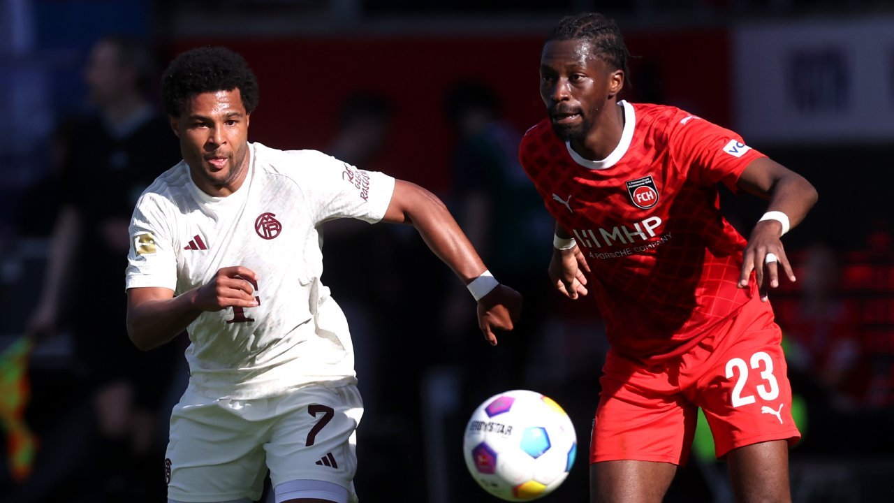 <a href='/de/daten/news/fussball/deutsche-bundesliga/' class='tag'>Deutsche Bundesliga</a> LIVE: Konferenz mit Bayern - Heidenheim