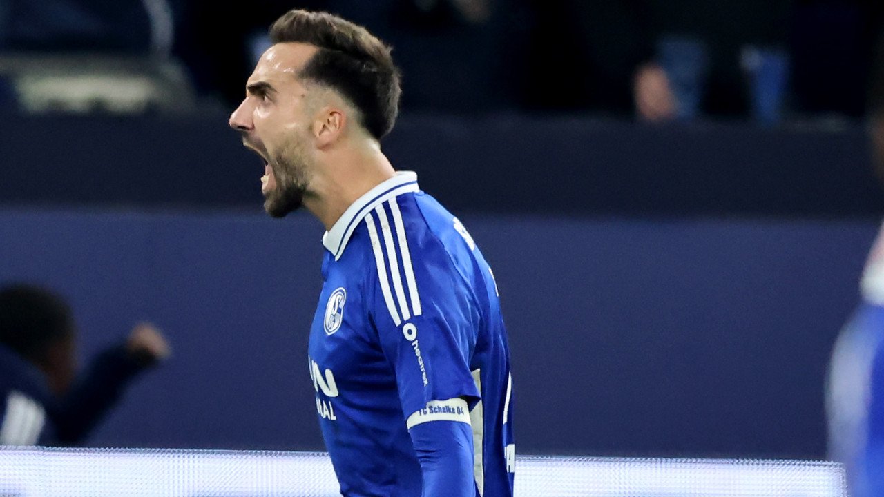 Achtungserfolg! Schalke stürzt den Tabellenführer