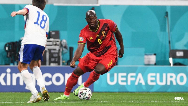 Originalverpackte 2021 PANINI MOSAIC UEFA EURO 2020 Karten