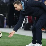 "Pep, es ist vorbei" - So reagiert Lijnders auf Fan-Plakat