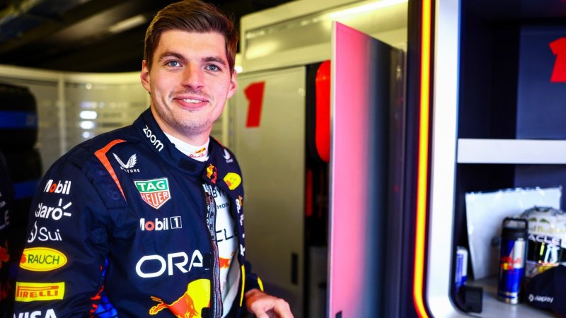 Weltmeisterlich! Verstappen nicht nur auf der Strecke Erster
