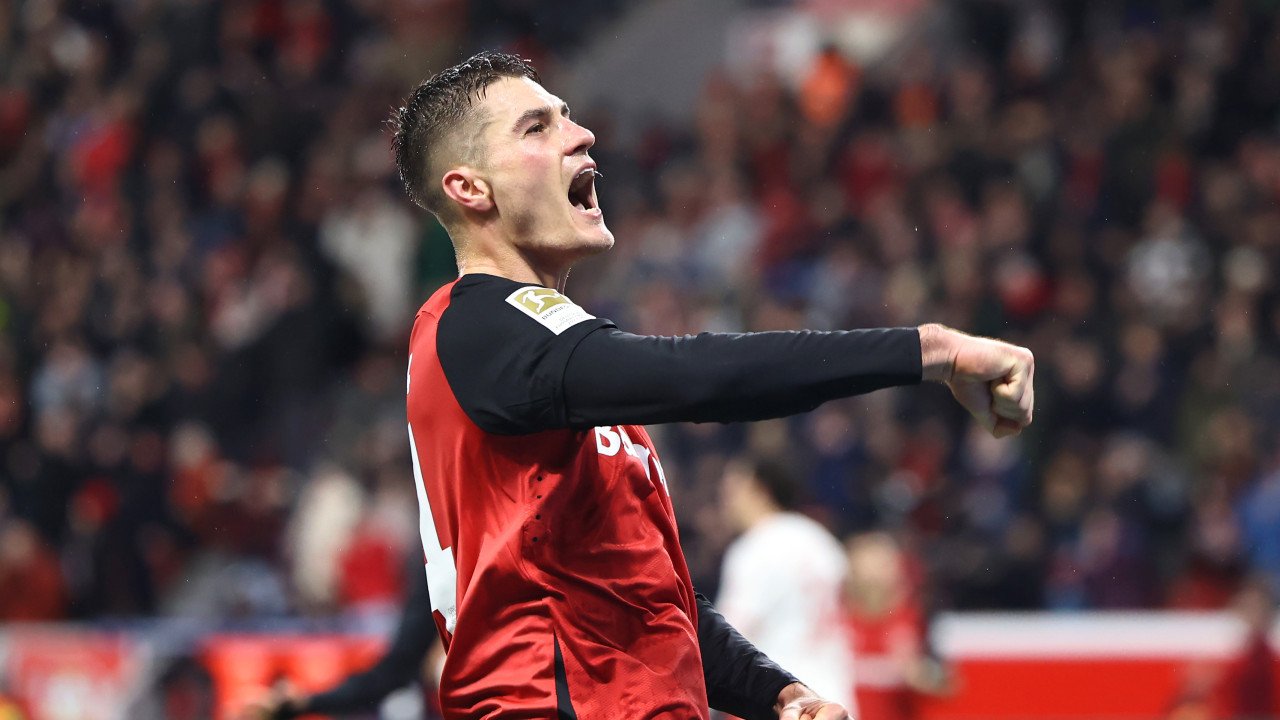 Viererpack Schick! Leverkusen beendet Jahr standesgemäß