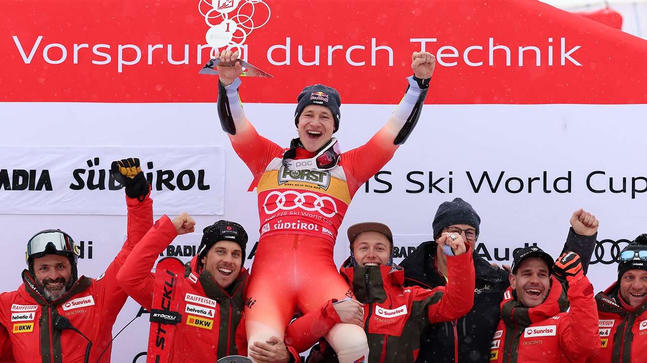 Erfolgreichster Schweizer Skifahrer: Odermatt erreicht Ziel