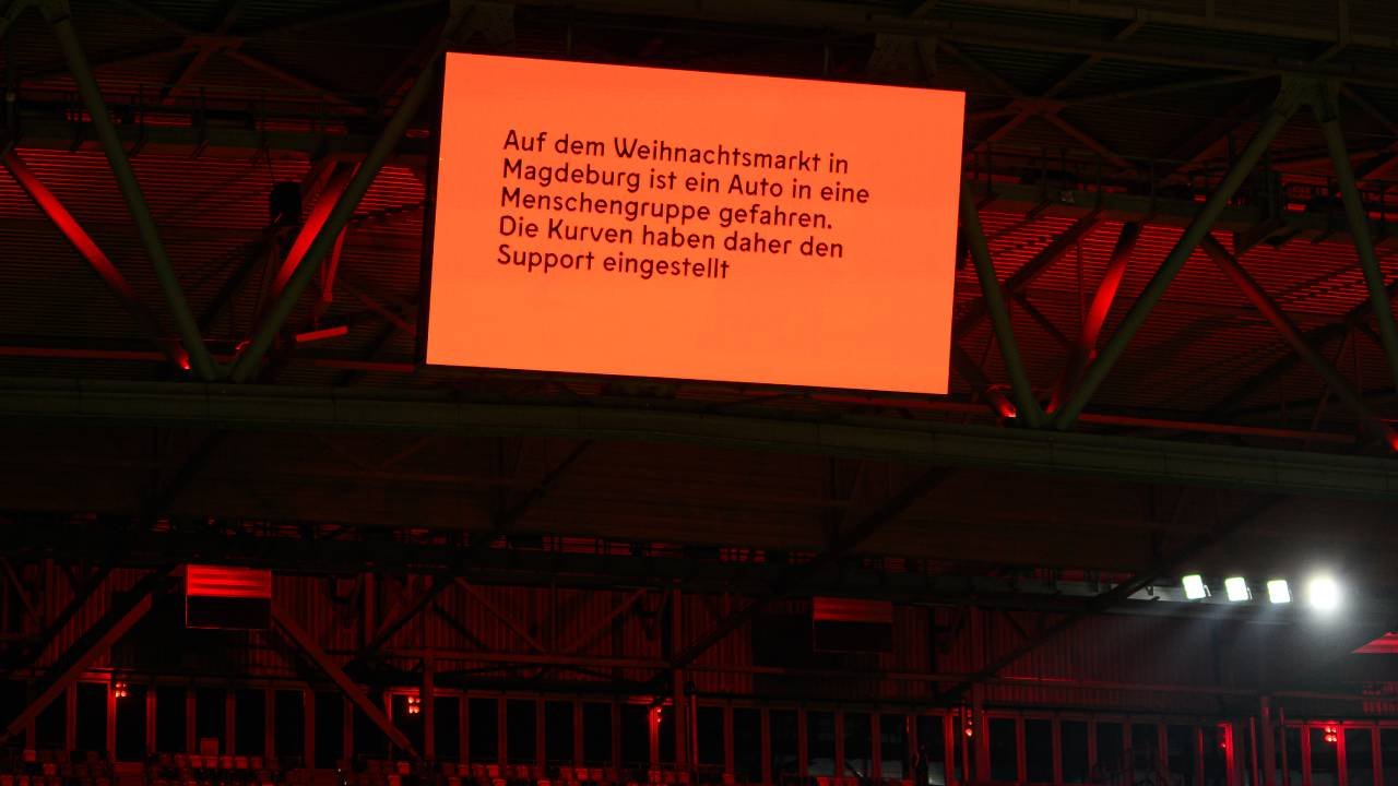 Nazi-Eklat! Geschmackloser Zwischenfall vor 3. Liga-Spiel