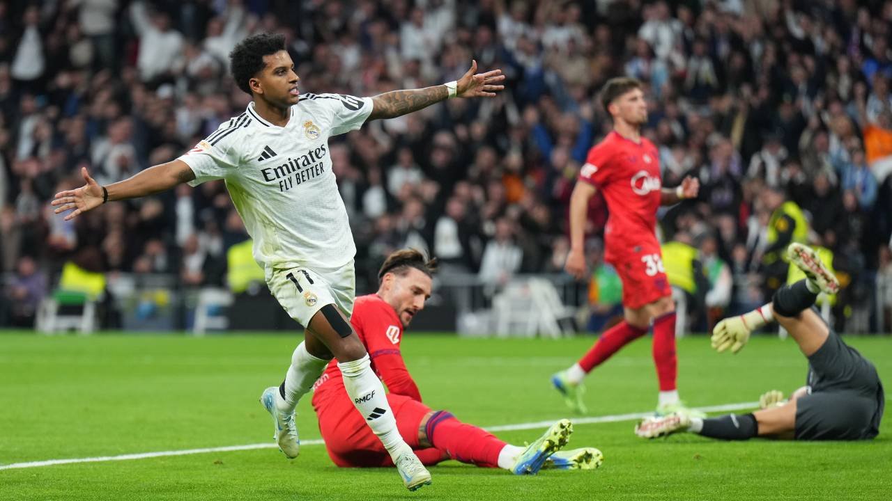 Traumtor-Gala! <a href='/de/daten/news/fussball/real-madrid/' class='tag'>Real Madrid</a> besiegt Sevilla & überholt Barca