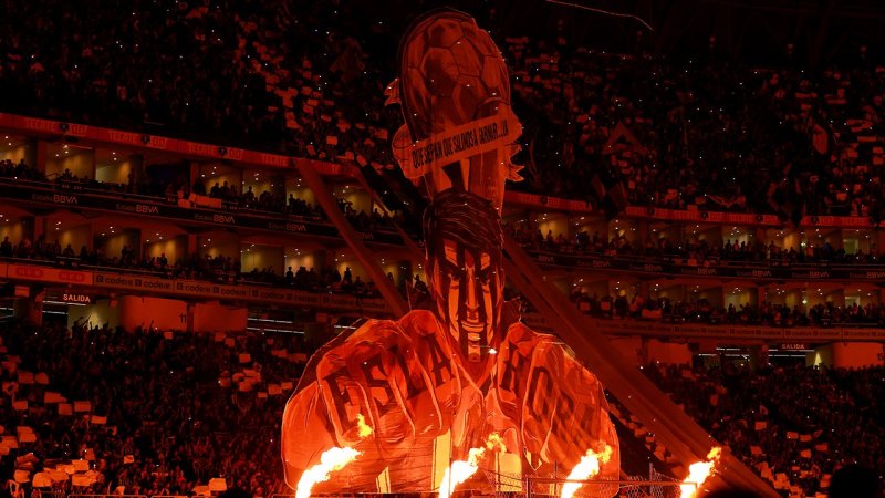 Die besten Fan-Choreos 2024 im internationalen Fußball