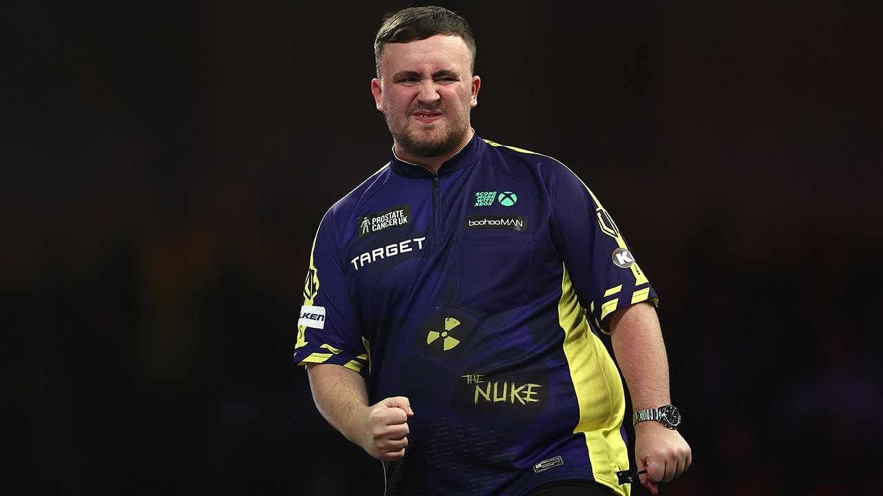 Luke Littler steht nach hartem Kampf im Viertelfinale